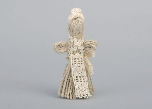 Boneca tradicional étnica - MADEheart.com