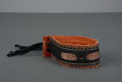 Bracelet made ​​of leather and suede, handmade - MADEheart.com