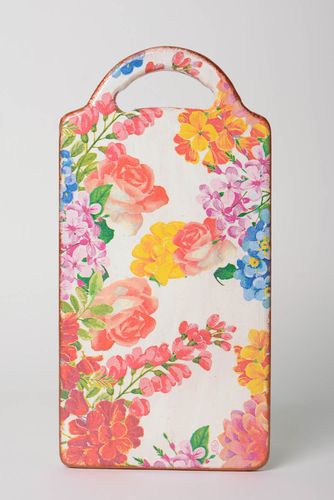 Handmade decorative bright cutting board with decoupage with beautiful flowers - MADEheart.com