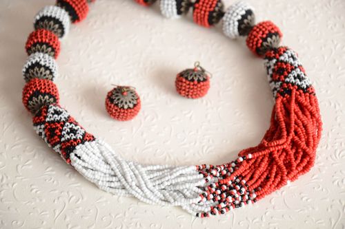 Conjunto de bisutería artesanal collar y pendientes étnicos accesorios de mujer - MADEheart.com