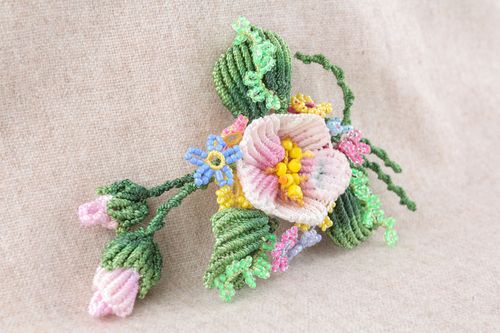 Flower badge brooch  - MADEheart.com