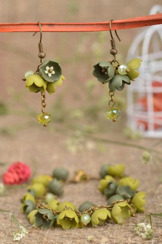 Handmade set of jewelry green cute accessories green earrings and bracelet - MADEheart.com