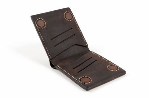 Stylish handmade leather wallet gentlemen only leather goods gift ideas - MADEheart.com