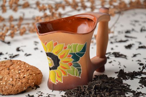 Bemalte Tasse aus Ton  - MADEheart.com