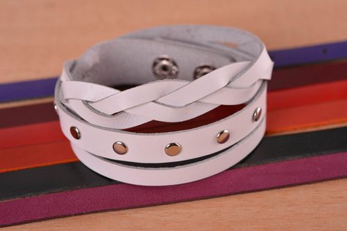 Handmade cute white bracelet stylish designer bracelet cute accessory - MADEheart.com