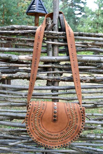 Handmade leather shoulder bag stylish accessories leather accessories for women - MADEheart.com