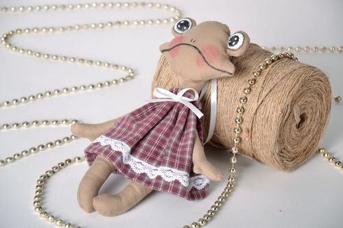 Jouet de suspension fait main Grenouille  - MADEheart.com