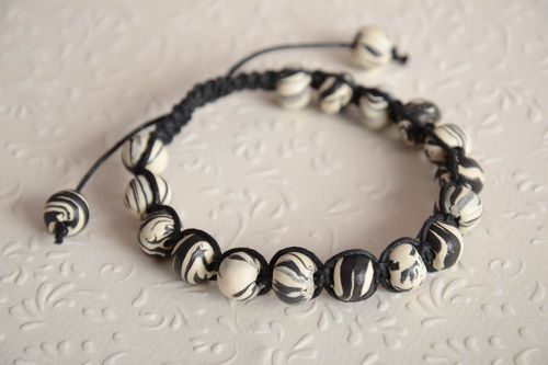 Black and white color beaded bracelet on black cord unisex bracelet - MADEheart.com