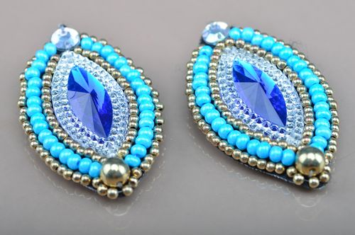 Boucles doreilles puces de soirée en perles de rocailles fait main bleu - MADEheart.com