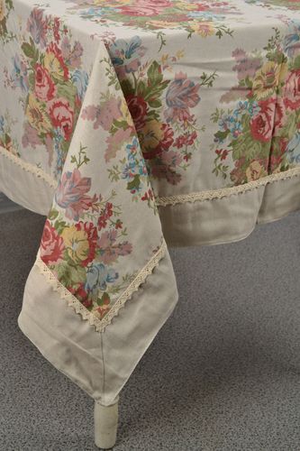 Rectangular fabric tablecloth with roses - MADEheart.com
