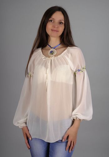 Blouse with long sleeves made of artificial chiffon - MADEheart.com