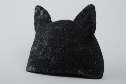 Black hat with cat ears - MADEheart.com