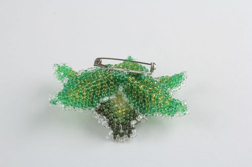 Spilla a forma di fiore verde fatta a mano accessori originali dautore - MADEheart.com