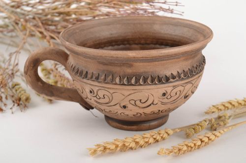 Taza de arcilla hecha a mano tratada con plata ancha original para té o café  - MADEheart.com