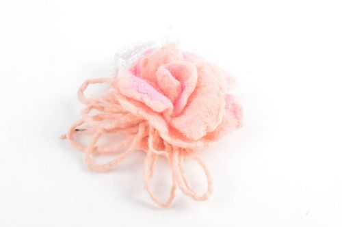 Broche feutre Bijou fait main Accessoire femme métal perles de rocaille - MADEheart.com