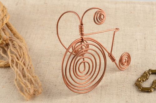 Originelle handgemachte schöne Deko Statuette aus Kupfer für Haus Interieur  - MADEheart.com
