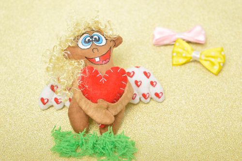 Imán para refrigerador artesanal souvenir original imán de nevera Angelito - MADEheart.com