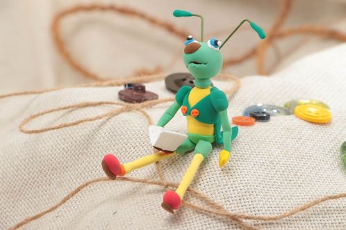 Statuetta in argilla polimerica fatta a mano figurina decorativa darredo - MADEheart.com