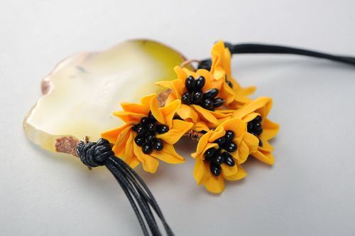 Pendant with agate and polymer clay - MADEheart.com