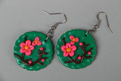 Runde Ohrringe aus Polymer Ton - MADEheart.com