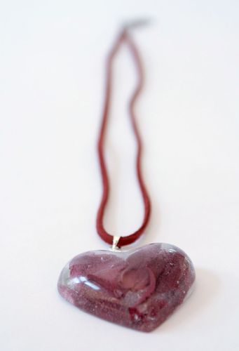 Pendant with cyclamen flower - MADEheart.com