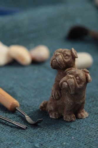 Handmade Deko französische Bulldoggen kleine Figur Haus Dekoration braun - MADEheart.com