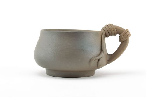 Art milk clay coffee 5 oz cup with handle wire design - MADEheart.com