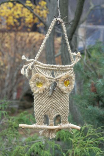 Civetta decorativa fatta a mano con tecnica macramè elemento decorativo - MADEheart.com