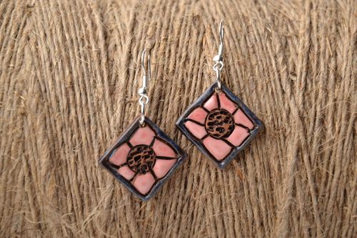 Boucles doreilles en terre cuite faites main - MADEheart.com