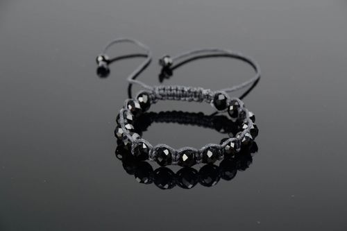 Black beaded bracelet - MADEheart.com