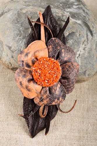 Handmade unusual leather brooch designer elegant brooch leather accessory - MADEheart.com