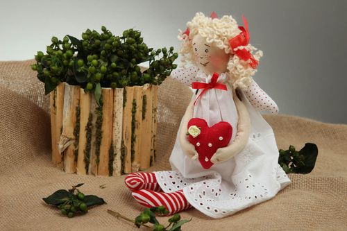 Кукла ручной работы для декора интерьерная кукла Ангел с сердцем тряпичная кукла - MADEheart.com