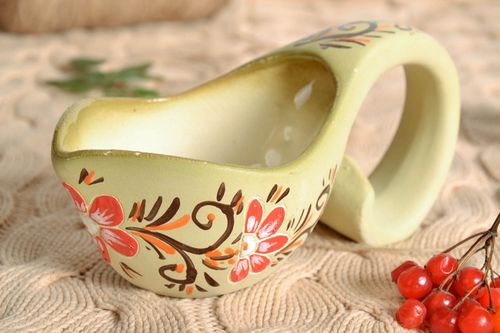 Painted ceramic sauce boat - MADEheart.com
