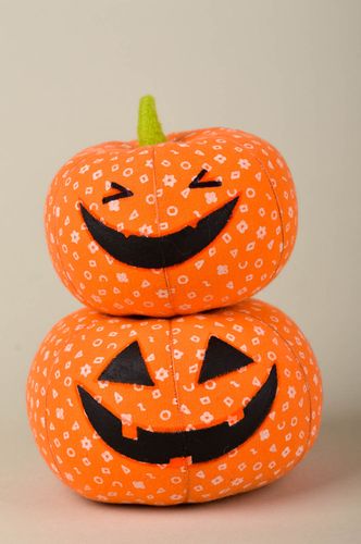 Giocattoli decorativi fatti a mano pupazzi di peluche elementi darredo 2 pz - MADEheart.com