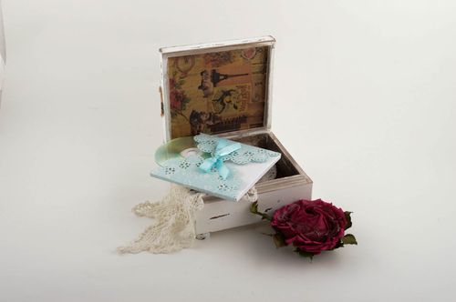 Homemade envelop CD holder gift envelop card holder wedding gift ideas - MADEheart.com