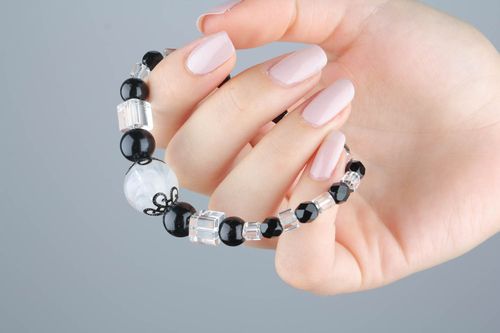 Bracelet en pierres naturelles noir et blanc  - MADEheart.com