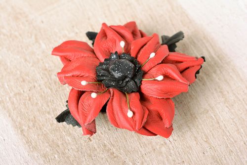 Broche hecho a mano de color rojo regalo personalizado accesorio de moda - MADEheart.com