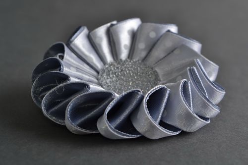 Handmade decorative hair band with gray satin ribbon kanzashi flower for child - MADEheart.com