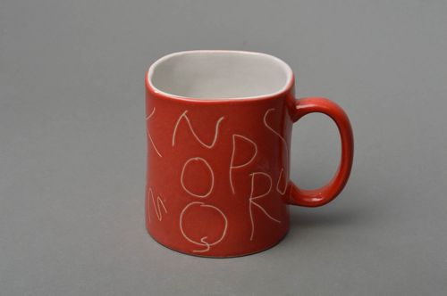 Originelle Tasse aus Porzellan mit Muster schön handgemacht für Tee oder Kaffee - MADEheart.com