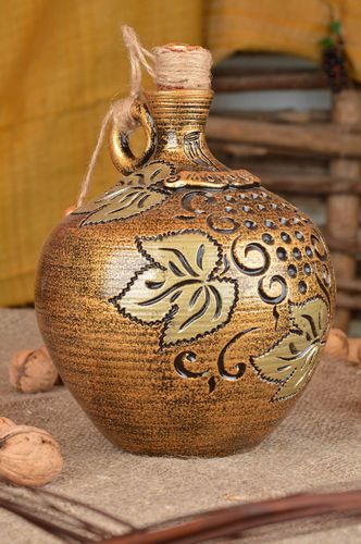 Ton Krug Wein Flasche mit Bemalung Designer Keramik Karaffe handmade 1.5 l - MADEheart.com