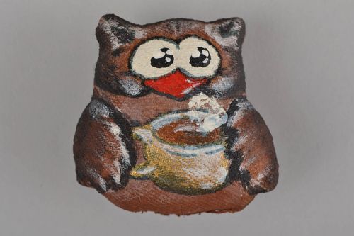 Handgemachter Stoff Kühlschrankmagnet Eule mit Duft von Kaffee Vanille und Zimt - MADEheart.com