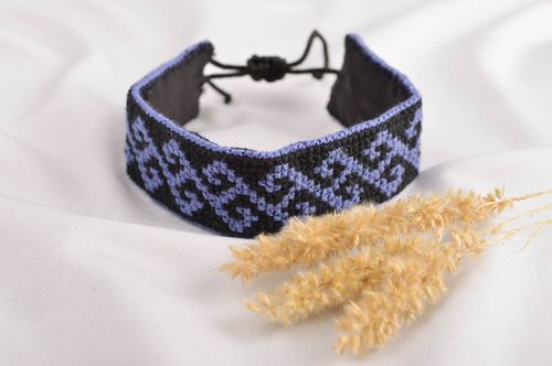 Armband Stoff handmade besticktes Armband Geschenk Idee Frauen Accessoire - MADEheart.com