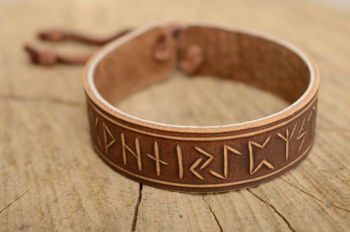 Bracelet en cuir naturel style ethnique fait main marron pour homme et femme - MADEheart.com