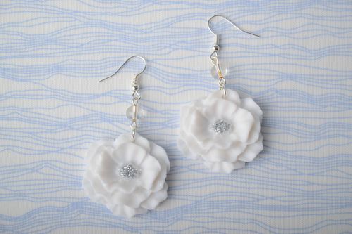 Handmade tender snow white polymer clay floral dangling earrings with rhinestones - MADEheart.com