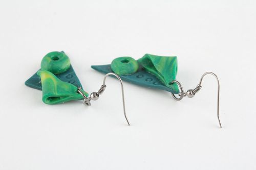 Ohrringe aus Polymerton grünes Wunder - MADEheart.com