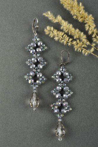 Boucles doreilles tendance Bijou fait main longues grises Cadeau femme - MADEheart.com