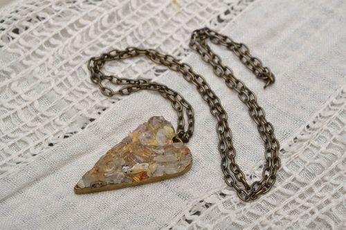 Pendant with quartz Heart - MADEheart.com