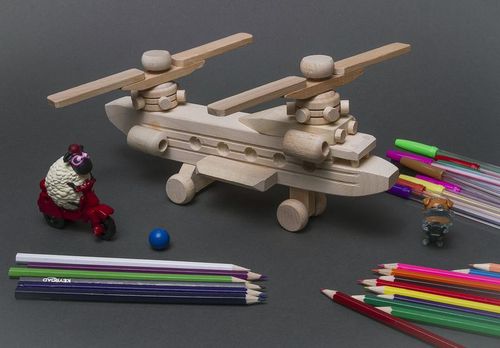Wooden toy Helicopter - MADEheart.com