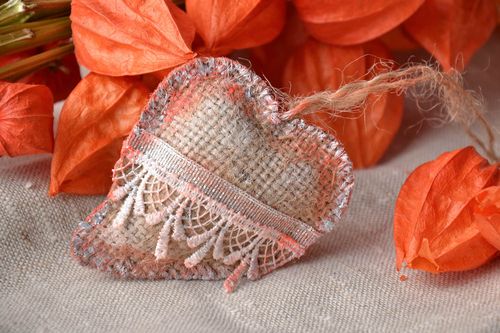 Interior decoration Heart - MADEheart.com