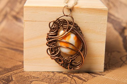Stylish handmade copper pendant fashion accessories metal jewelry designs - MADEheart.com